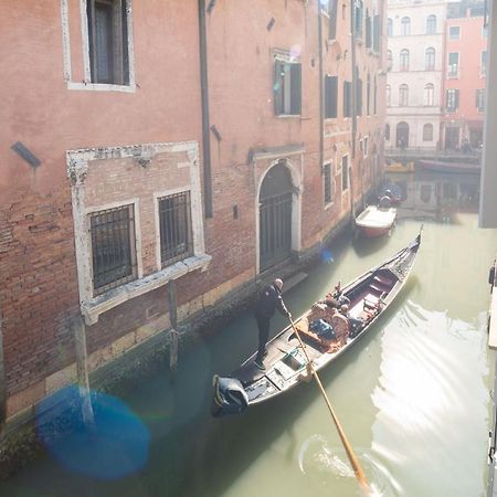 Apartments In San Marco With Canal View By Wonderful Italy Venedig Eksteriør billede